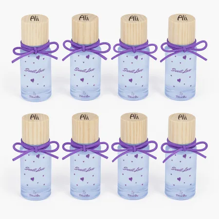 Personalized perfumes giveaway